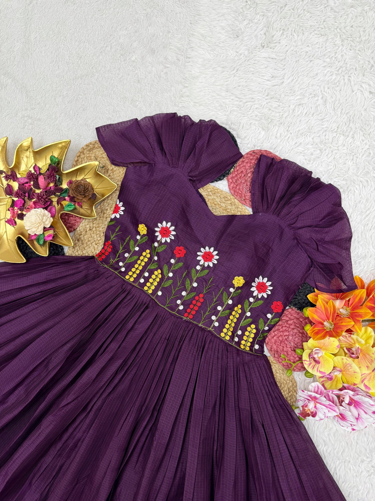 Beautiful Stylist Gown with Handowk Design