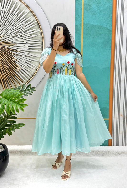 Beautiful Stylist Gown with Handowk Design