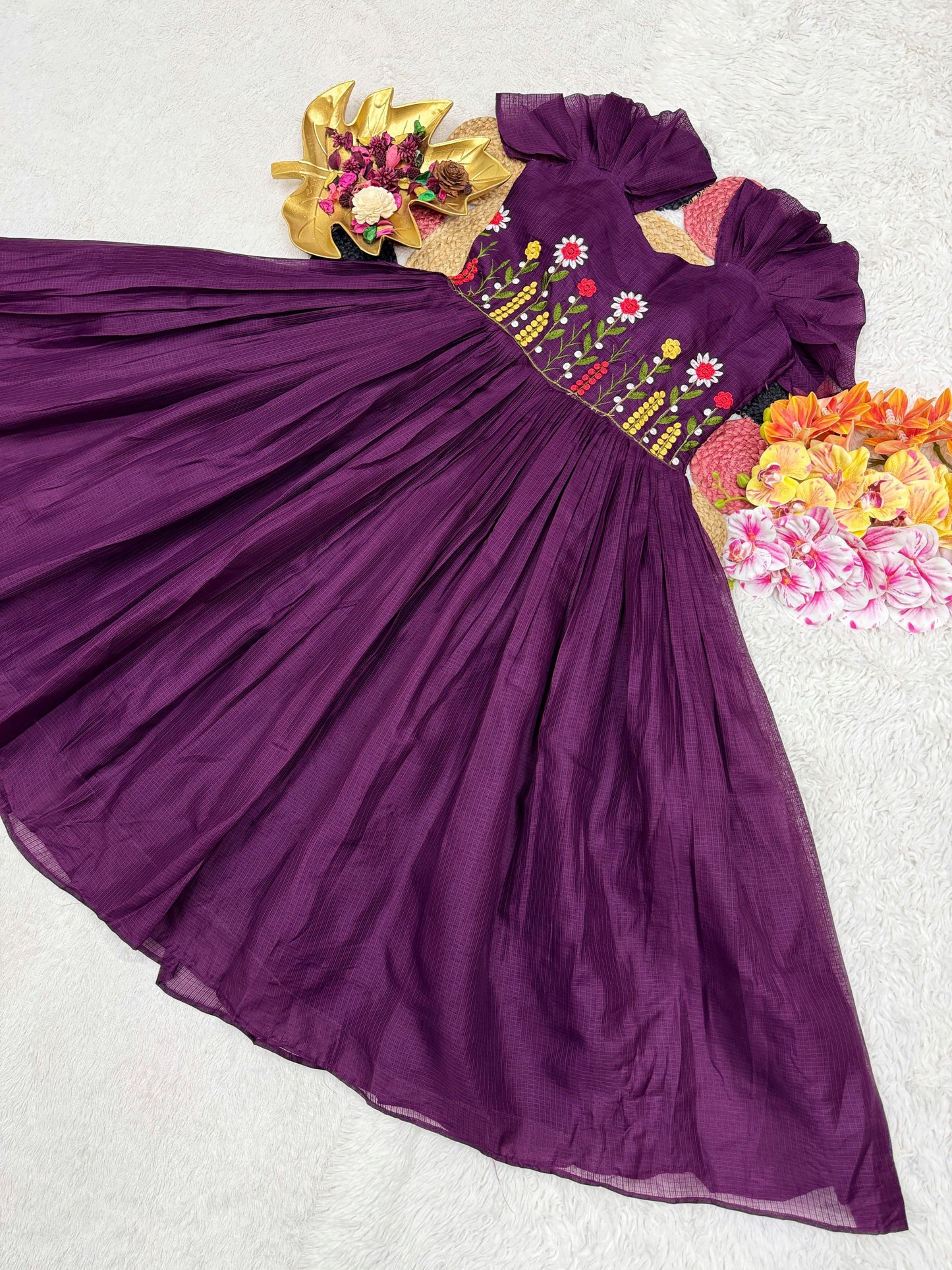 Beautiful Stylist Gown with Handowk Design